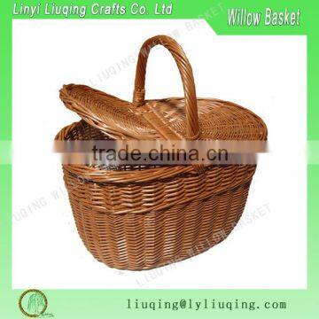 Hand woven Oval Cover Willow Picnic Basket with Cloth Lining wholesale