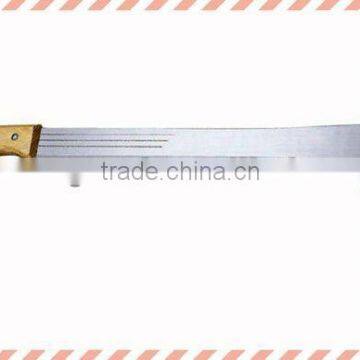 machete with wooden handle M208
