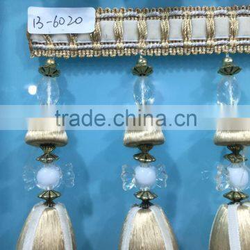 Fringes Wholesalers 100% Rayon Material Acrylic Bead Curtain Tassel Fringe Beaded Fringe With Suede Fabric photo-3