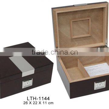 humidor crafts with wooden box