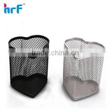 Fashion heart shaped metal pen holder