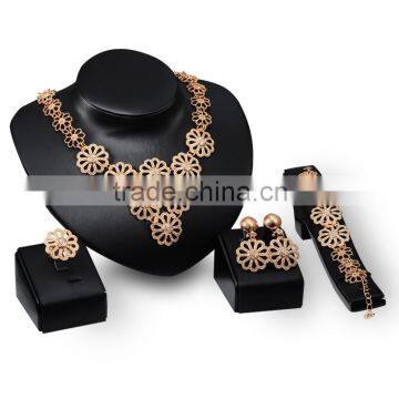 Factory Wholesale Prices Stackable Big Gold Flowers Statement Chunkey Bib Jewelry Set For Women