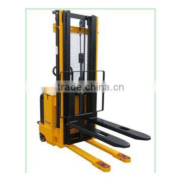 Full electric stacker 2 ton