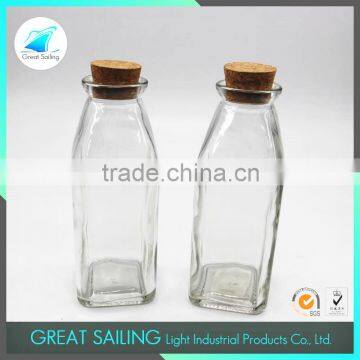 Chinese Factory Price Storage Bottle Clear Square Storage Jar with Cork