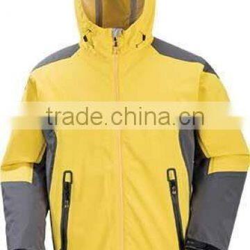 Men's three-layer waterproof and breathable softshell jacket with hood