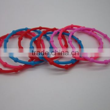 2016 Alibaba Express China Wholesale Silicone Wristband Bracelets Custom Bracelet Party Favors