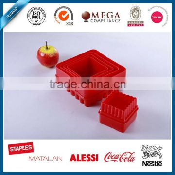 new design cheap square shape plastic cookie cutter set