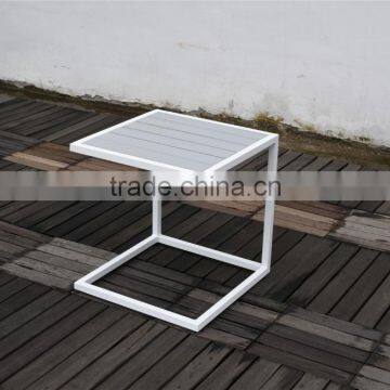 Powder coated aluminum outdoor side table with polywood on top, garden table