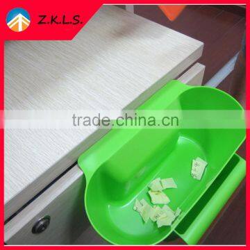 Portable Mini Kitchen Hanging Plastic Garbage Box photo-3