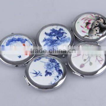 The Ceramic Surface Round Flip Mirror photo-3