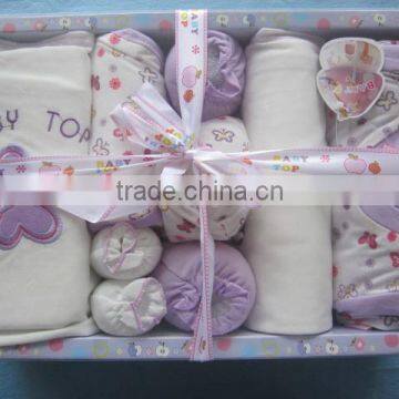 Latest Lovely Design Soft Fabric 6pcs Newborn Baby Gift Set High Quality Organic Baby Clothes