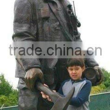 Big Men Resin Sculpture For Garden Decoration