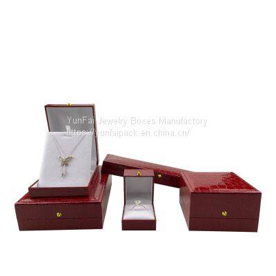 CROCODILE LEATHER PU CLASSIC JEWELRY BOX