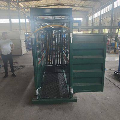 High Quality Cattle Panel Squeeze Crush Cattle Handling Equipment With Weighing System photo-3