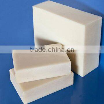 Anti-abrasion cast stone rolling ceramic plate