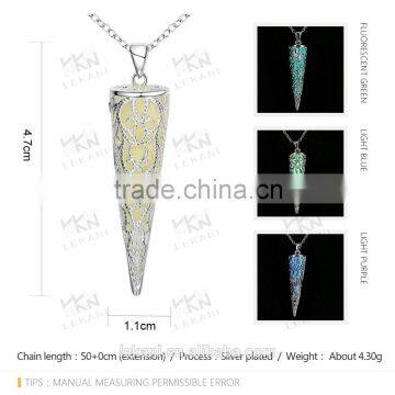 Wholesale moon stone necklace light-up pendants necklace