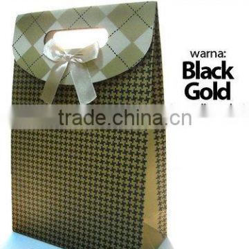 Metallic color gift paper bag