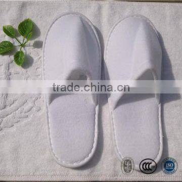 Wholesale hotel polyester terry cloth closed toe slipper with soft sole