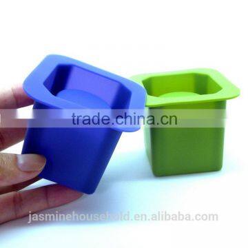 DIY Flexible and Durable BPA free Creative Single Cup Silicone Ice Cube Shot Glass makers