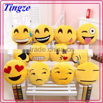 2015 Wholesale lovely custom whatsapp emotion emoji plush pillow