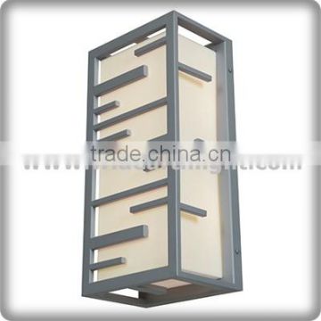 UL CUL Listed Painted Grey Metal Frame And Glass Shade Hotel Wall Light Boxes Shaped Sconce W81144