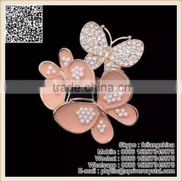 Garment Popular Baby Pink Crystal Butterfly Brooch Pearl Flower Brooch