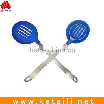 kitchen spoon utensil