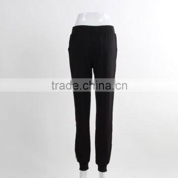 F5W30178 Ladies Contrast Panel Flower Print Jogger Pants photo-3