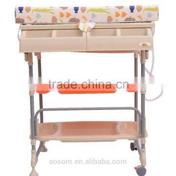 HOMCOM Baby Bath/Changing Table W/ Tub-Beige