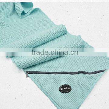 Wholesale Custom Logo Microfiber Organic Gym Sport Towel With Zip Pocket photo-4