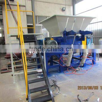 Twin shaft shredder