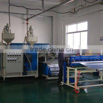 Floor Sarking Reinforced Aluminum Foil Laminated Woven Fabric Thermal Insulation Sheet photo-6