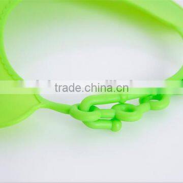 J158 Baby Home and Easy Safty Soft Baby Bibs photo-2