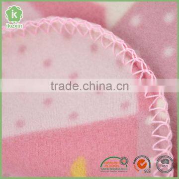 Rabbit Printing Anti-Pilling Polar Fleece Blanket photo-5