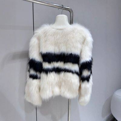 Mist City Lover Fox Fur Grass Coat for Young Women, One Piece Fur Stripe Contrast photo-2