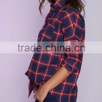 Curved bottom hem red and navy plaid flannel long sleeve plaid shirt for women