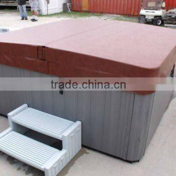 Insulated spa pool cover