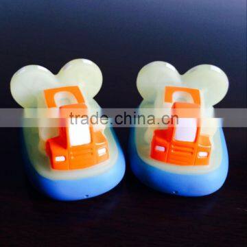 CE Making UV Sensitive Water Spray Rubber TOY for Bathing photo-2