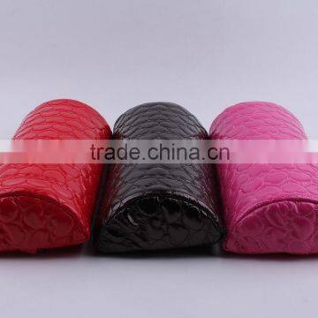 DIY and Salon Use Manicure Pillow 2015 Hot Sale PU Nail Art Handle Pillow photo-2
