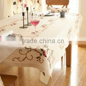 2015 Hot Sale New Design European Embroidered Table Cloth