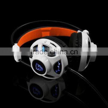 computer headphone /headset with LDE light and game headphone /headset with 3.5mm 7.1 plug /USB