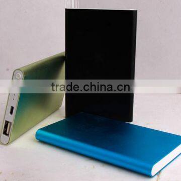 OEM Service Aluminum Material Ultra Thin Power Banks 5000mAh For New Year Gift photo-6
