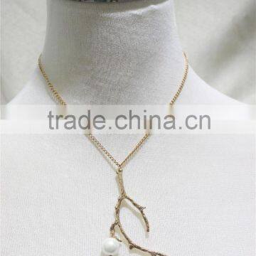 Cheap Short Chain Necklace w/ Goldtone Branch White Pearl Necklace Simple Chain Gold Necklace2016 Fashion Style Wholesale