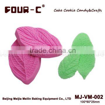 Double sided, multi-purpose silicone leaf veiner mould