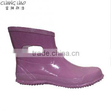 Rubber rain boot women fashion boot purple ground short rain boot