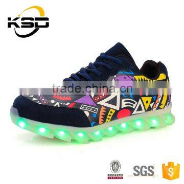 2016 The Latest Comfortable And Casual Shoes LED Light Up Shoes photo-2