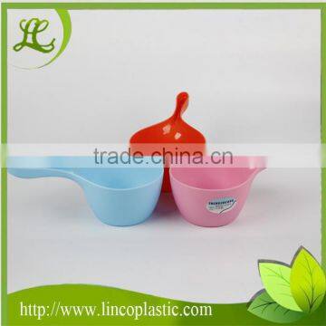 Kitchen Cooking Plastic Water Bailer