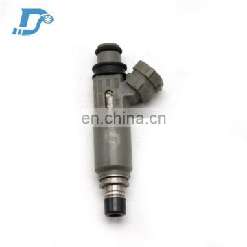 4 Holes Fuel Injector 23250-15040 23209-15040