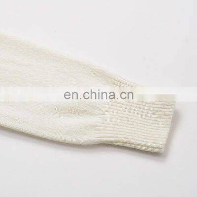 Custom Logo 100% Cashmere Women's Turtleneck Sweater Solid Pattern Jumpers With Front Logo Casual Winter Wear photo-6