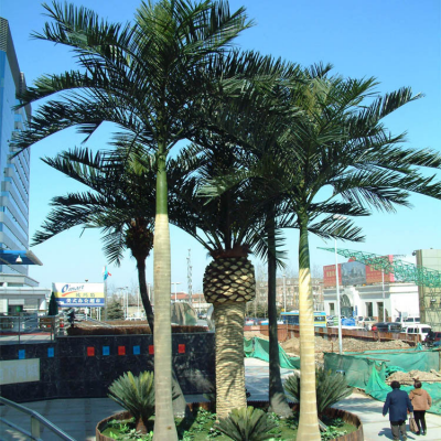 Wholesale Artificial Date Palm Trees - Weatherproof PE/PVC Fake Palms 3-25m for Villa Garden & Commercial Landscape